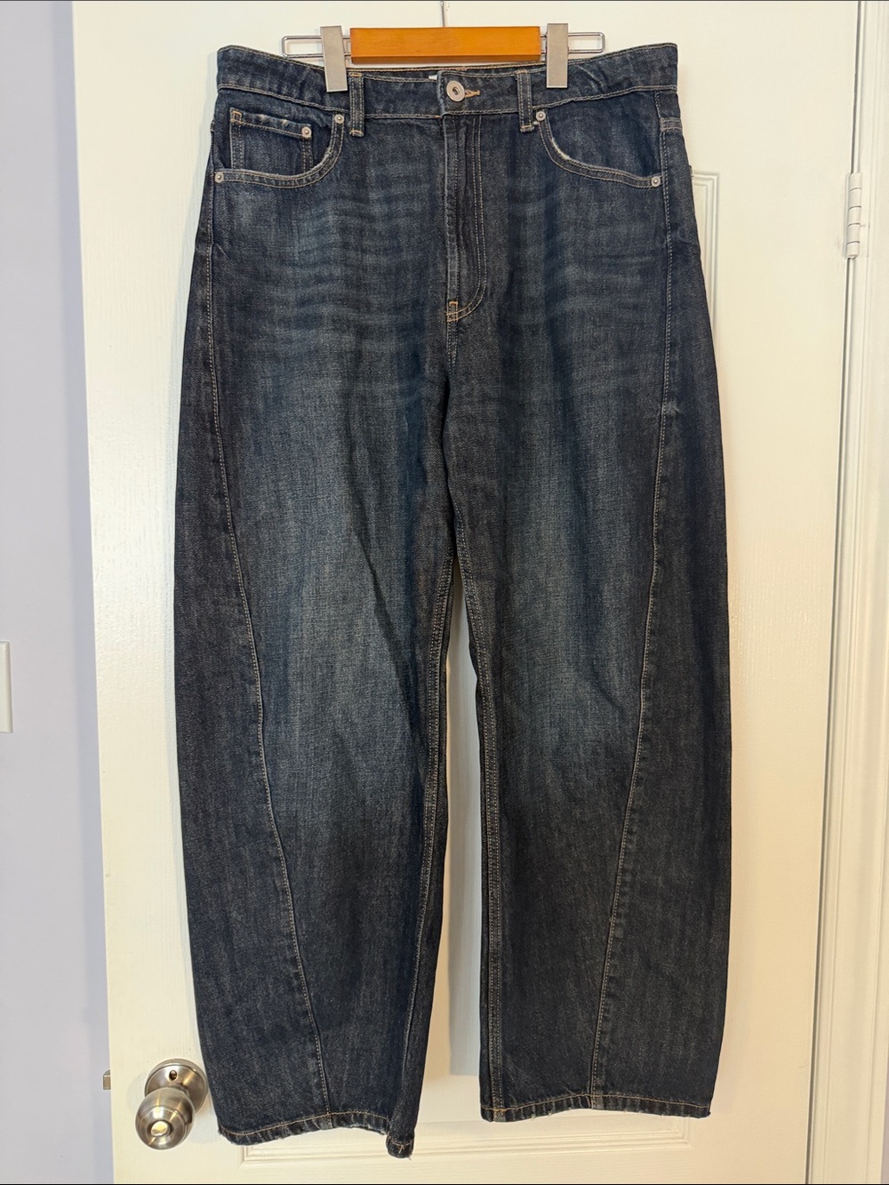 ZARA Barrel Jeans – Size 8 – Excellent Condition – Dark Blue
